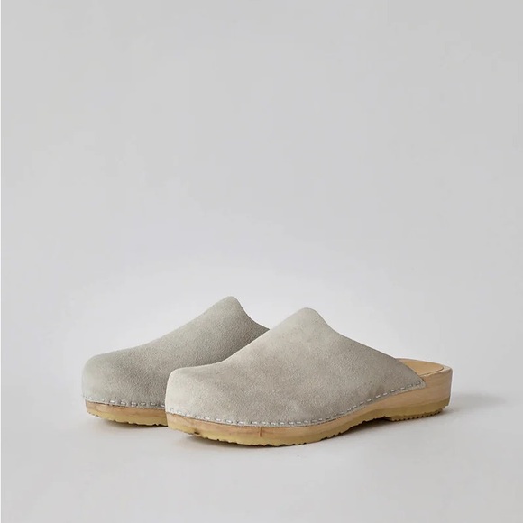 No. 6 Contour Clog on Flat Base in Chalk Suede size 41 - Picture 4 of 6